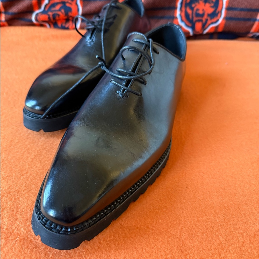 Classic Black Men's Dress Shoes